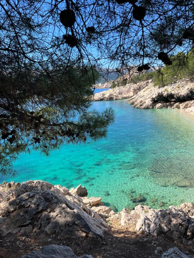 Villa Kuca Za Odmor Krk à Krk Town Extérieur photo
