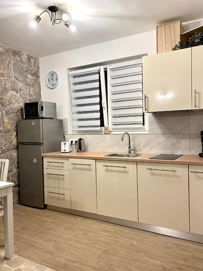 Villa Kuca Za Odmor Krk à Krk Town Extérieur photo