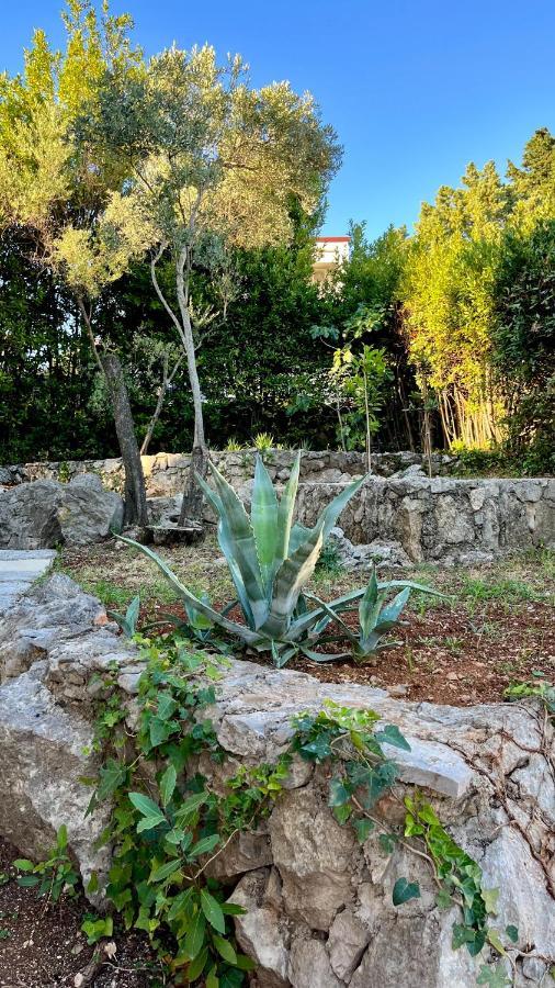 Villa Kuca Za Odmor Krk à Krk Town Extérieur photo